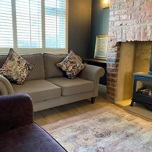 https://griff-cottage-skinningrove.yorkshirehotels.net