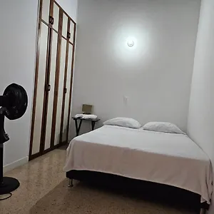 https://comfortable-spacious-two-bedroom-apartment.colombiamedellinhotels.com
