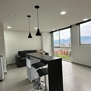 https://apartamento-panoramico-en-poblado.colombiamedellinhotels.com